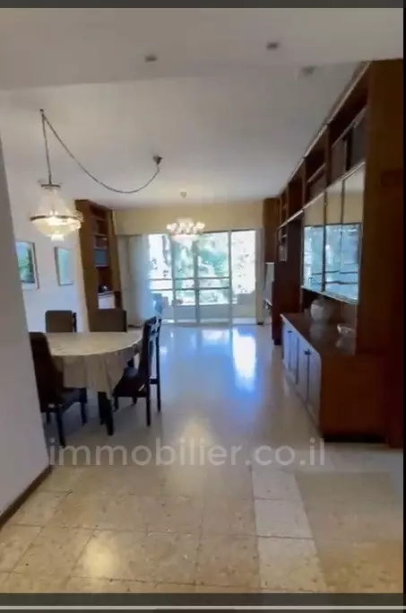 מרווחת
