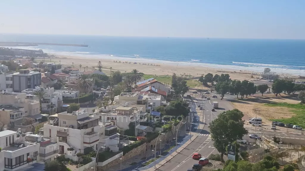 במגדלים היוקרתיים