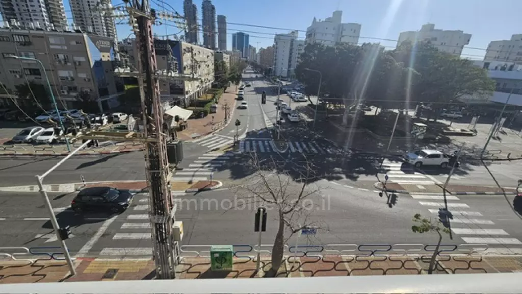 ישראל, אשדוד - דירת 5 חדרים למכירה