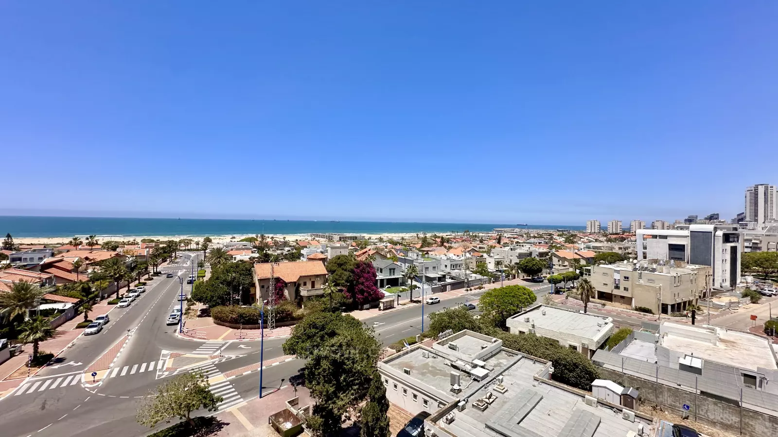 דירה ענקית באשדוד עם נוף מטורף 