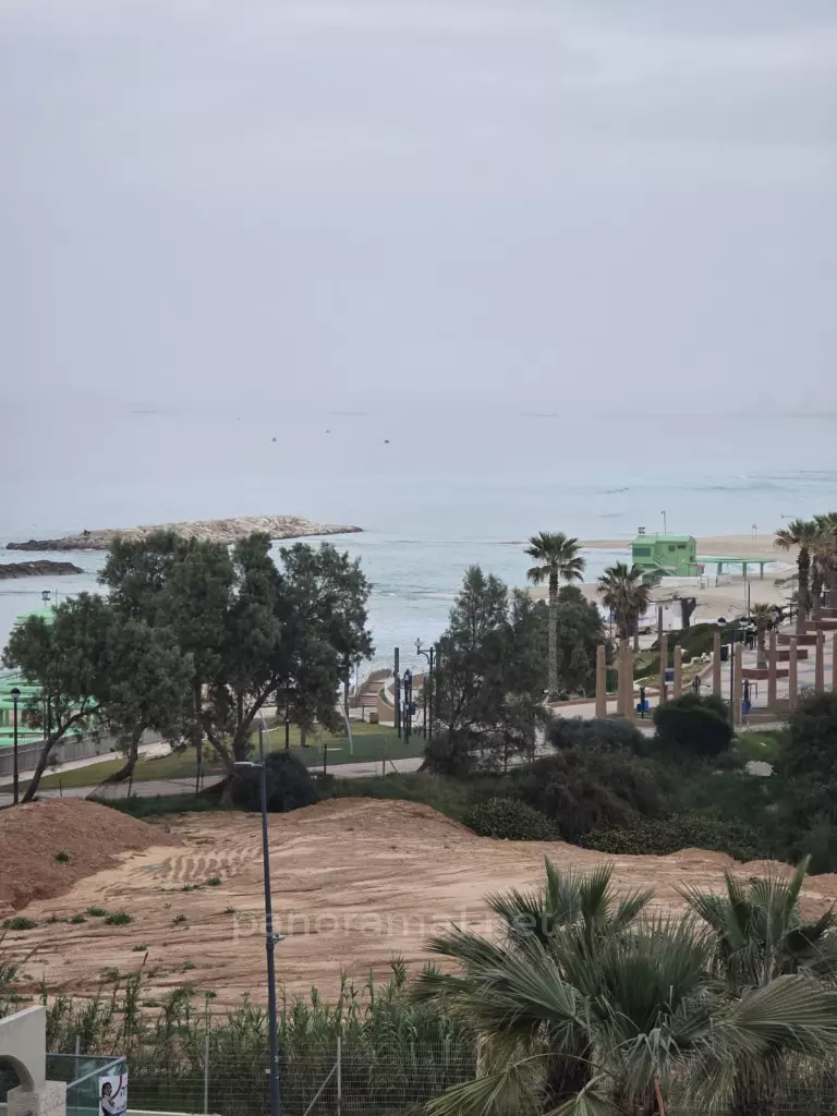 נוף ים יפהפה