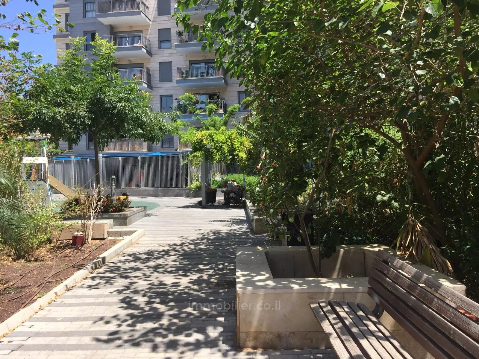 דופלקס למכירה בתל-אביב