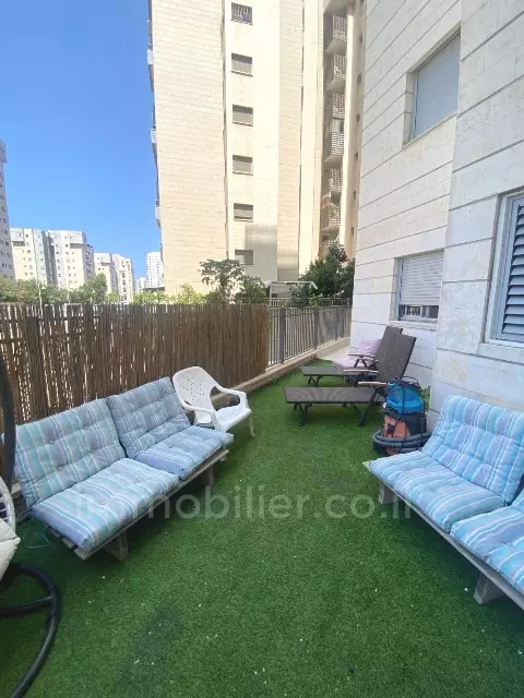 לא להחמיץ!,מסודרת,מיקום מצויין,מציאה,גינה גדולה,מרווחת
