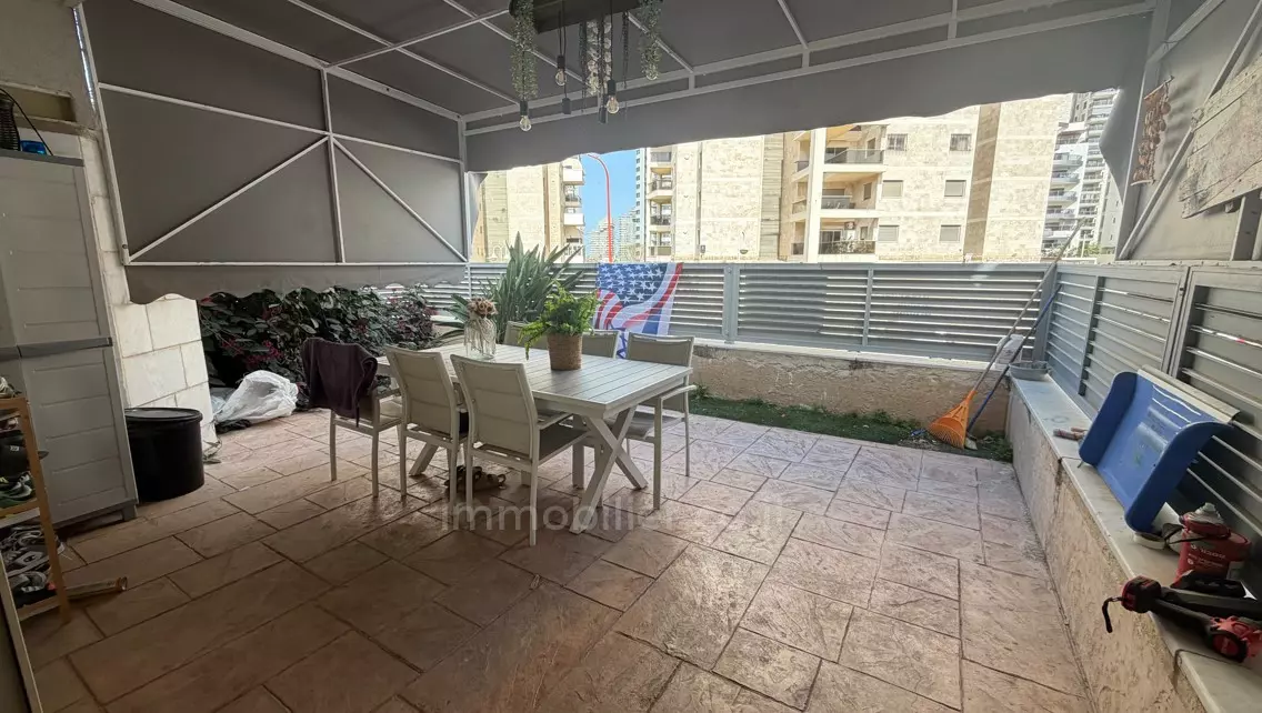 דירת גן גדולה למכירה, יוד אלף, אשדוד