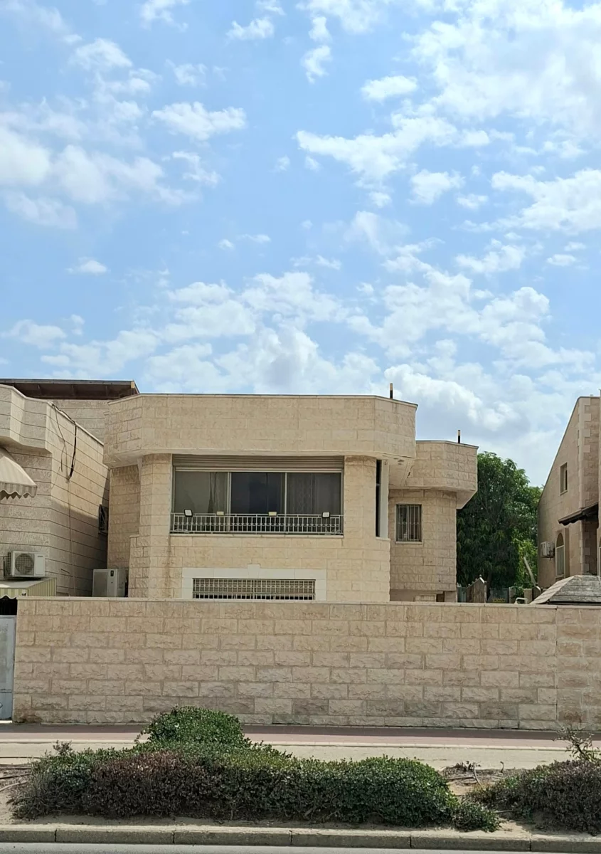 À ne pas manquer ! Grande villa de 7 pièces à vendre, 1ere ligne de mer, Youd Alef, Ashdod 