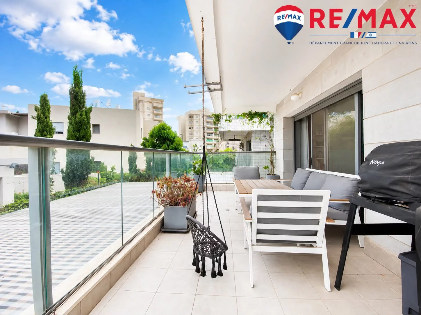 דירת 5 חדרים משפחתית גדולה עם סוכה בלב שכונת הפארק!