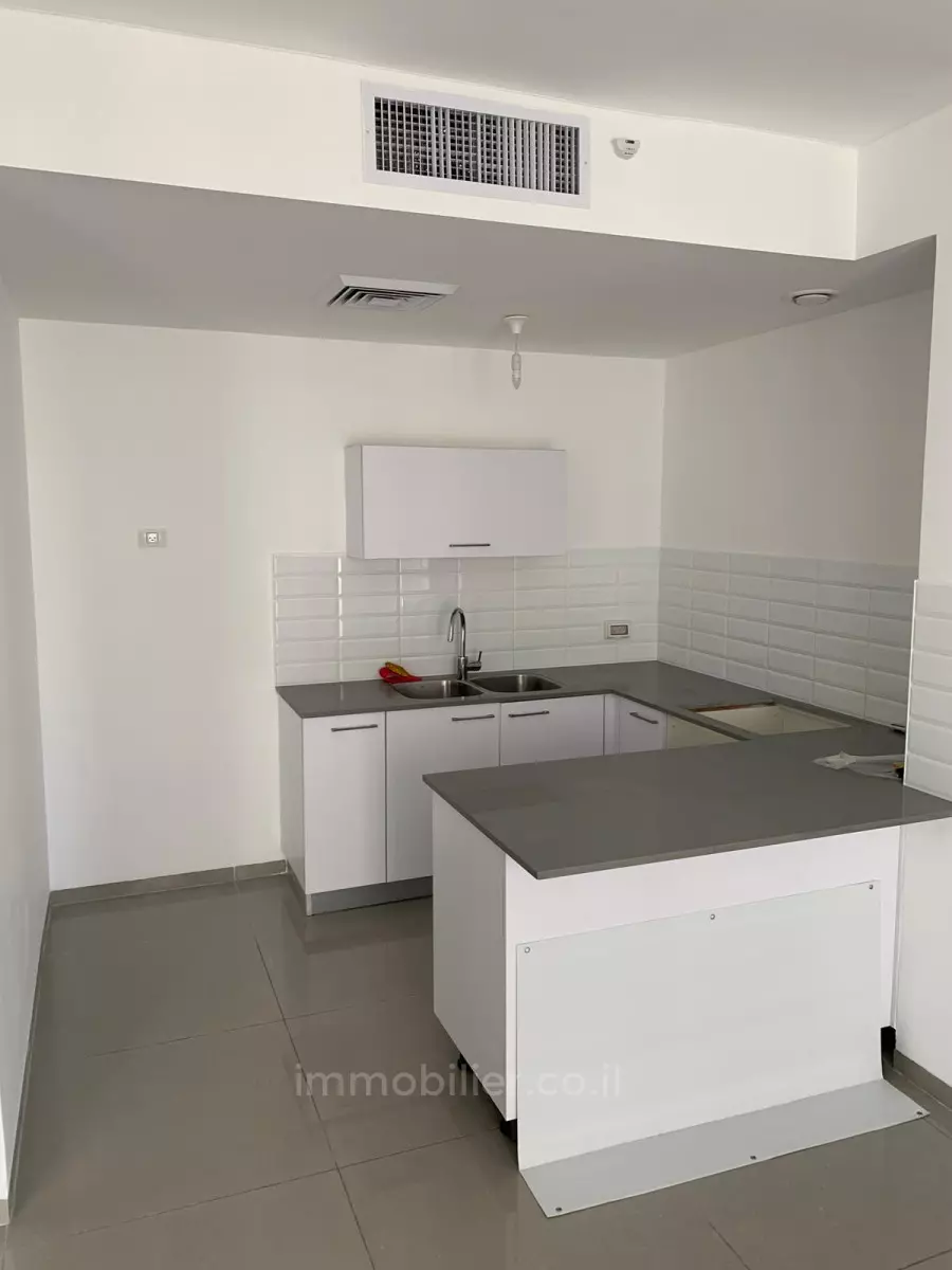 דירת 2 חדרים מדהימה כמו חדשה