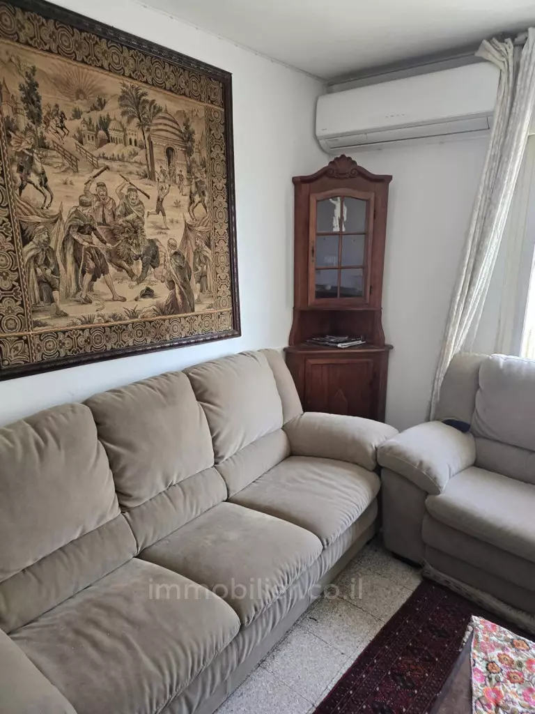 דירת 4 חדרים 80 מ"ר, קריית היובל, ירושלים