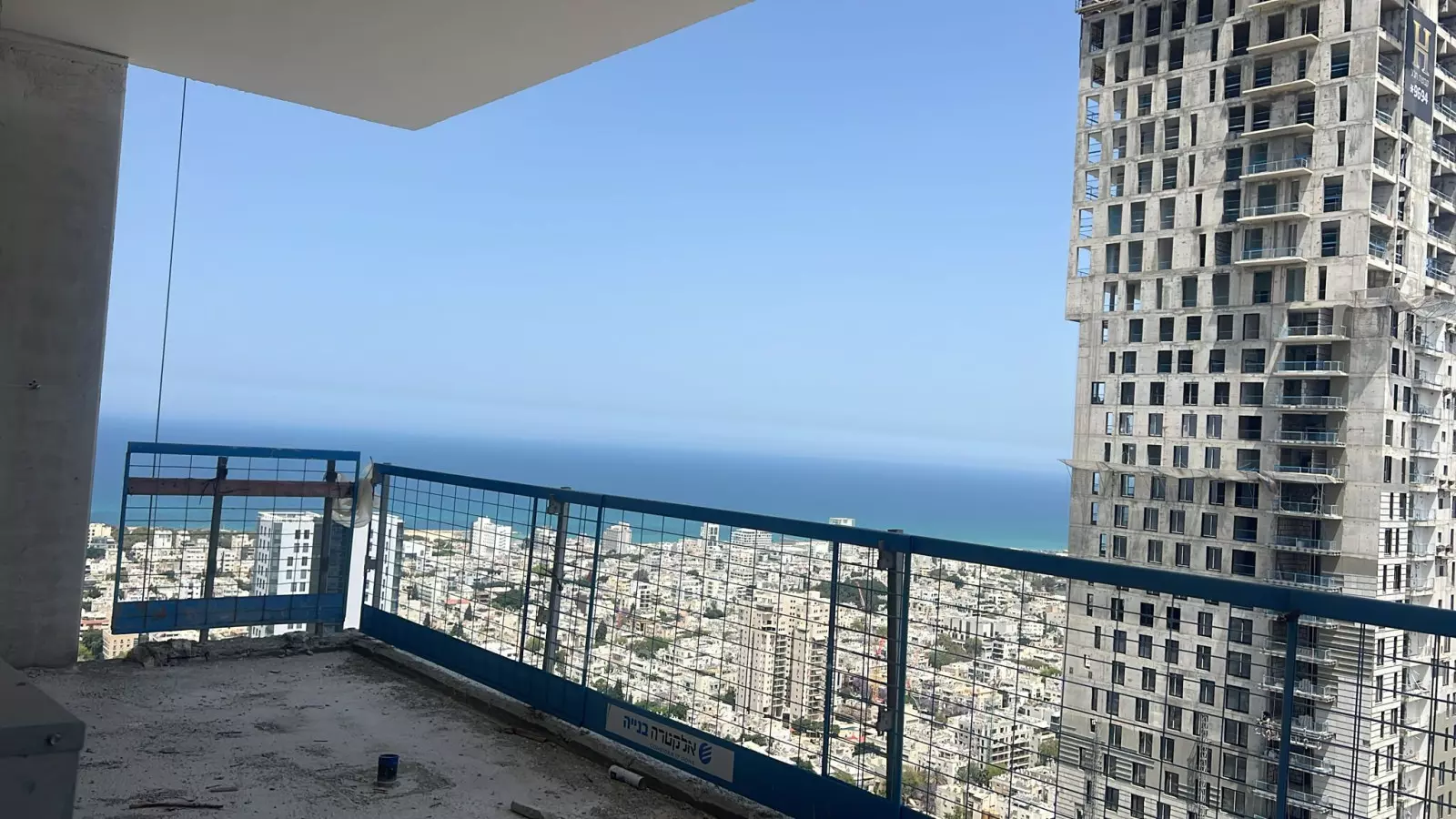 פרויקט - קומפלקס יוקרתי - מרכז העיר