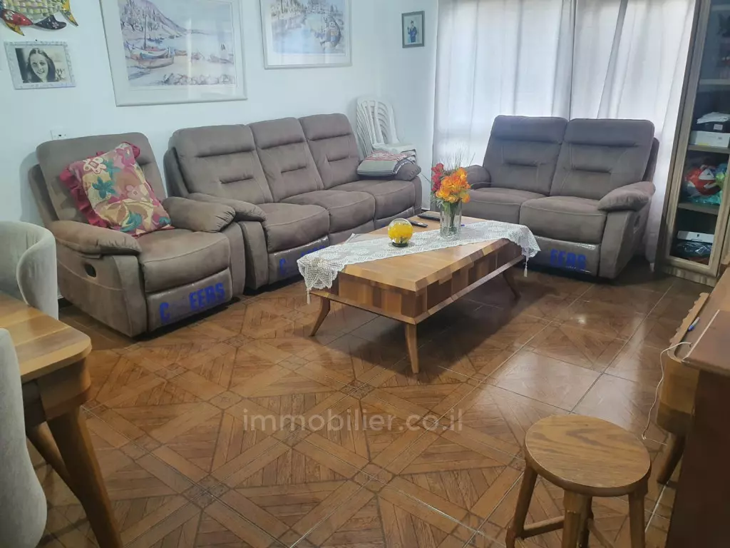 דירת 3 חדרים