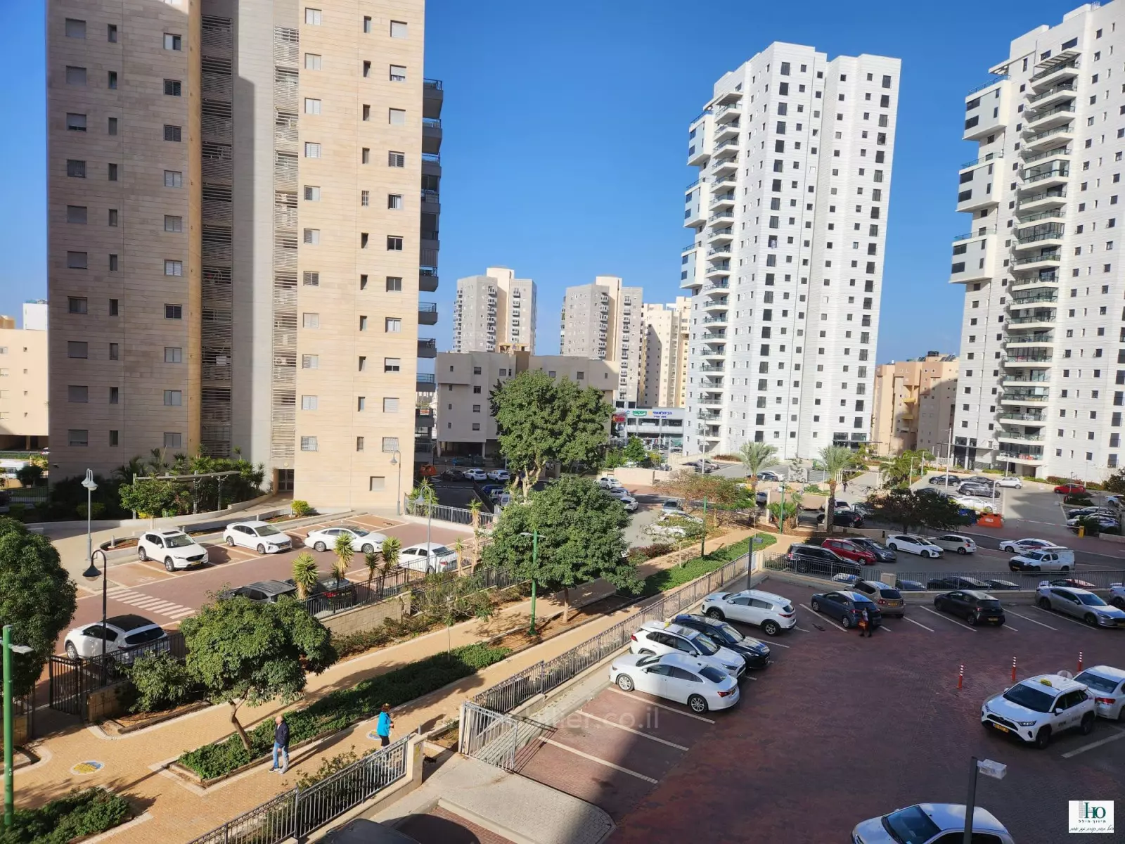 עם מרפסת, קרוב לים, מתוכנן היטב, פרויקט איכותי