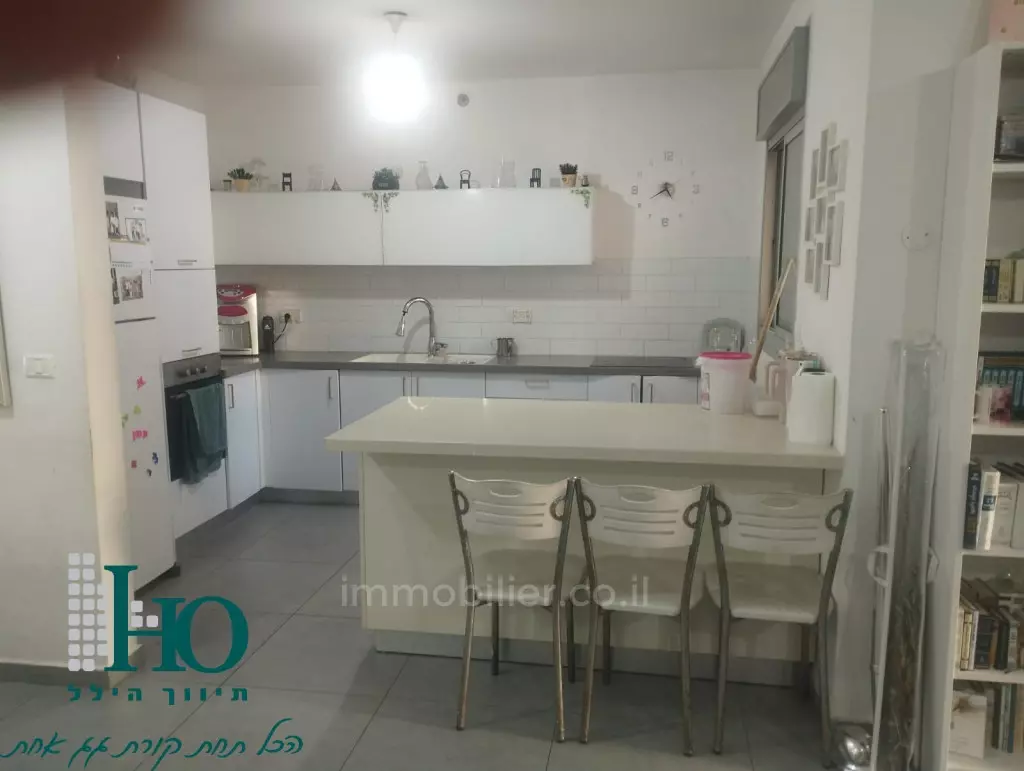 בסיטי - דירת 4 חדרים