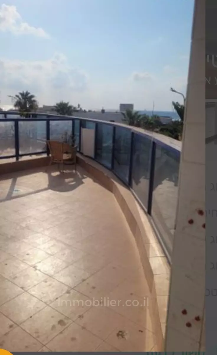 למכירה דירת 2 חדרים בטיילת