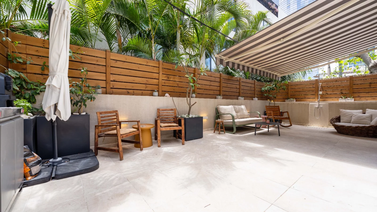 Appartement, 4 pièces, 114 m² – Tel-Aviv (Réf. B-023)